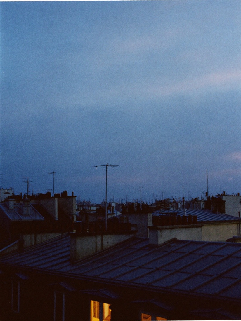 Marine · Indigo · Ciel — everyday scene 3